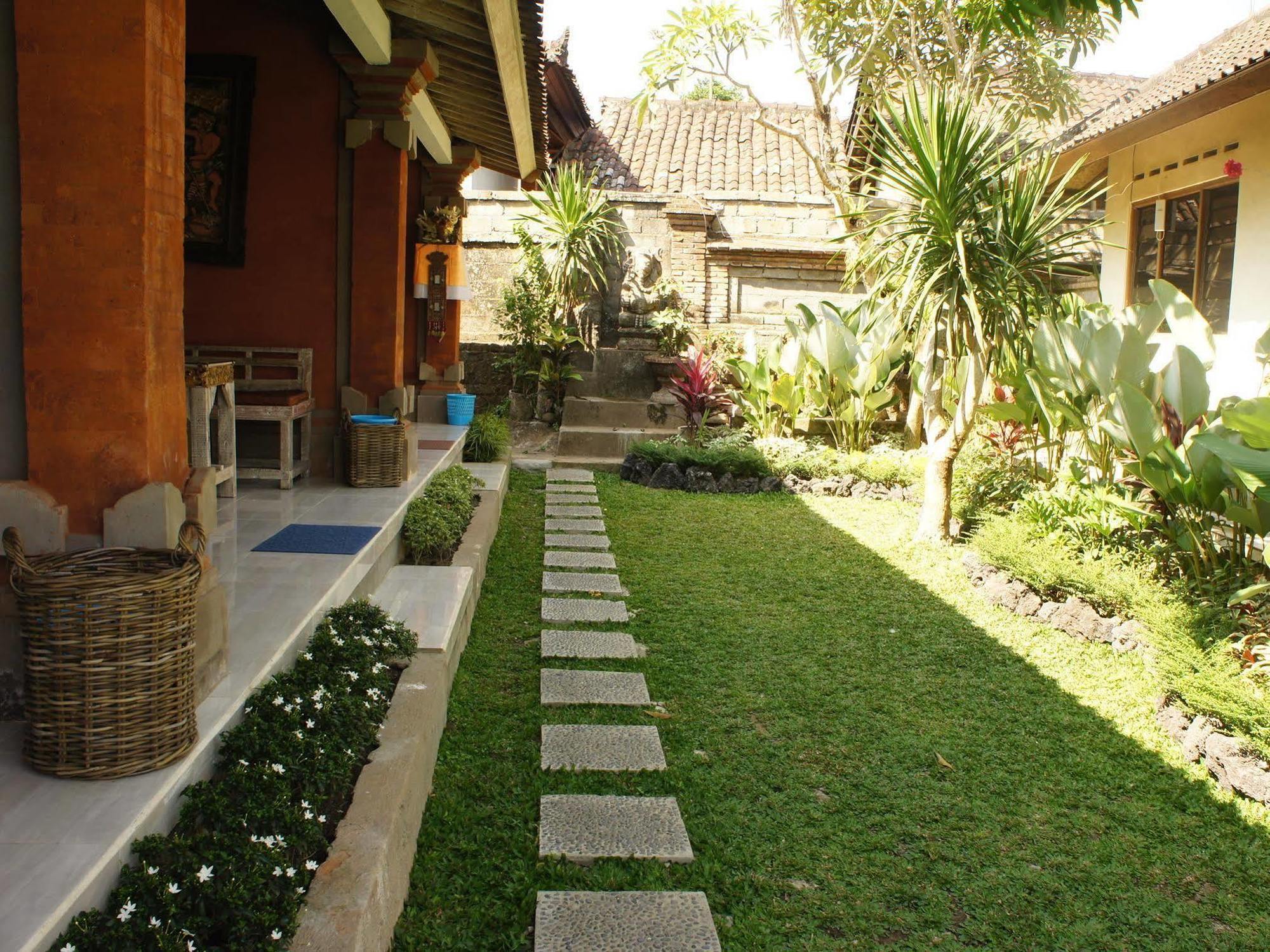 Bale Bali Inn Ubud Exterior foto